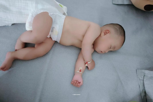 岳阳宝宝呼吸道感染发烧